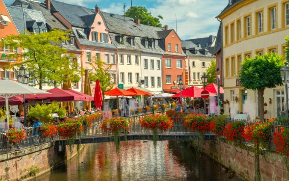 Luxurioese Ferienwohnung Mit Wellness Oase Saarburg Exterior foto